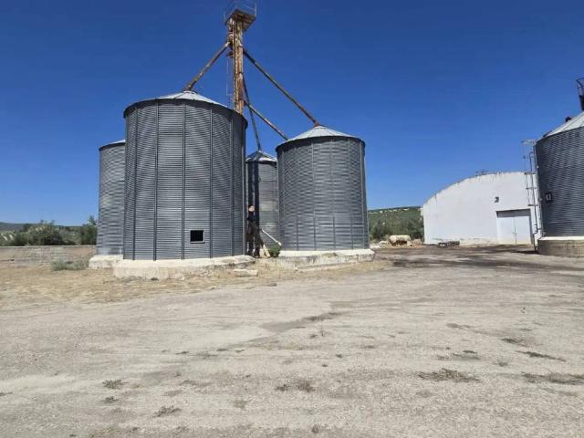 Local Comercial en venta en Cazorla, Andalucía