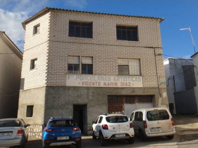Local Comercial en venta en Cebreros