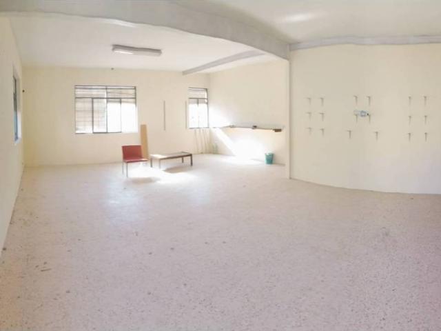 Local Comercial en venta en Cebreros, Ávila