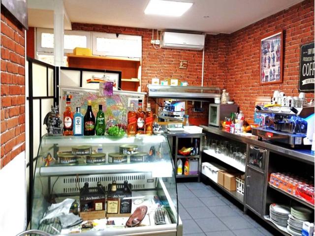 Local Comercial en venta en Chozas De Canales, Castilla-La Mancha