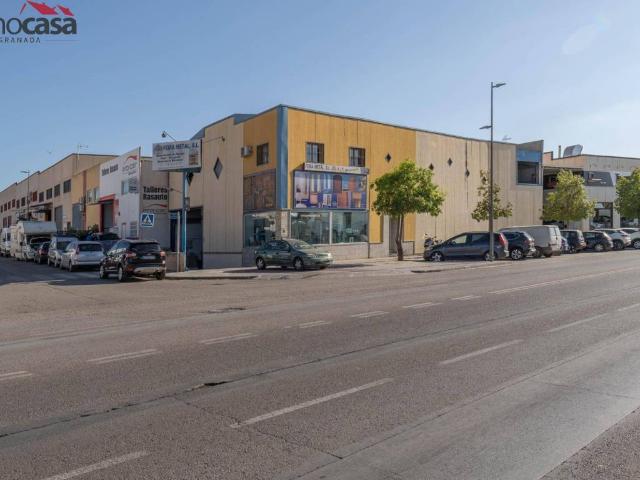 Local Comercial en venta en Churriana De La Vega, Granada