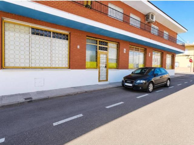 Local Comercial en venta en Ciempozuelos, Madrid