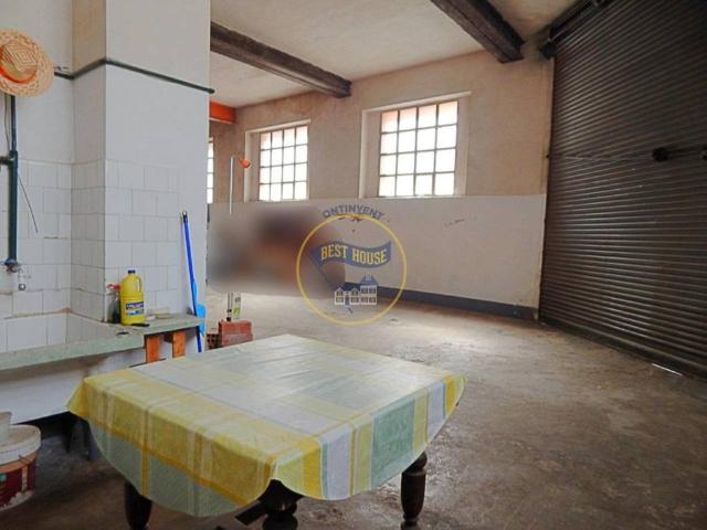 Local Comercial en venta en el Comtat, Valencia