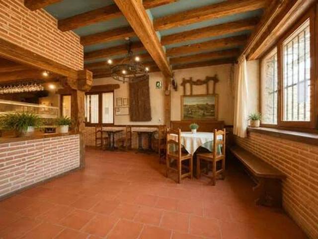 Local Comercial en venta en Comunidad de Villa y Tierra de Pedraza, Collado Hermoso