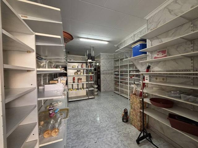 Local Comercial en venta en Barri del Clavell, la Ribera Baixa