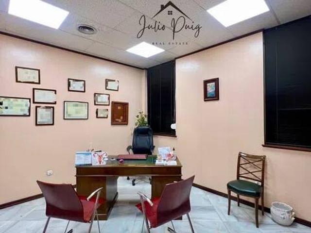 Local Comercial en venta en Coria Del Río, Andalucía