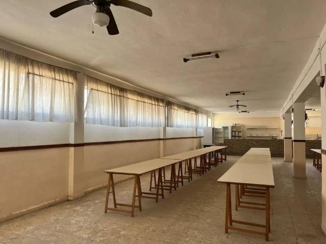 Local Comercial en venta en Coria Del Río, Andalucía