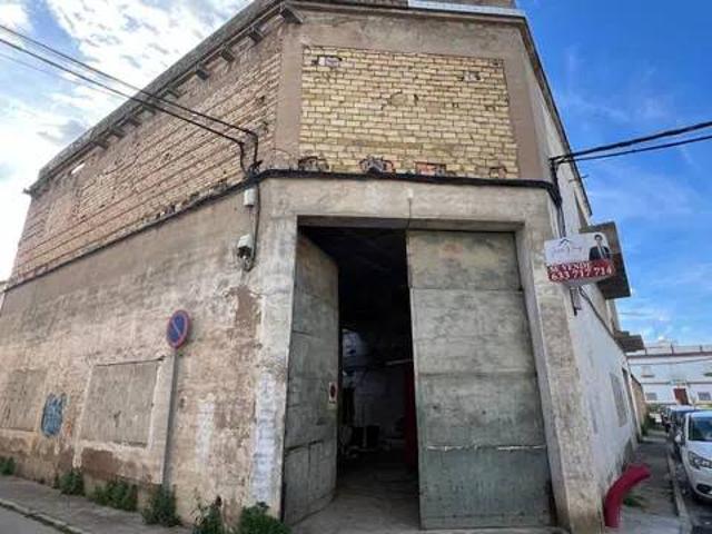 Local Comercial en venta en Coria Del Río, Andalucía