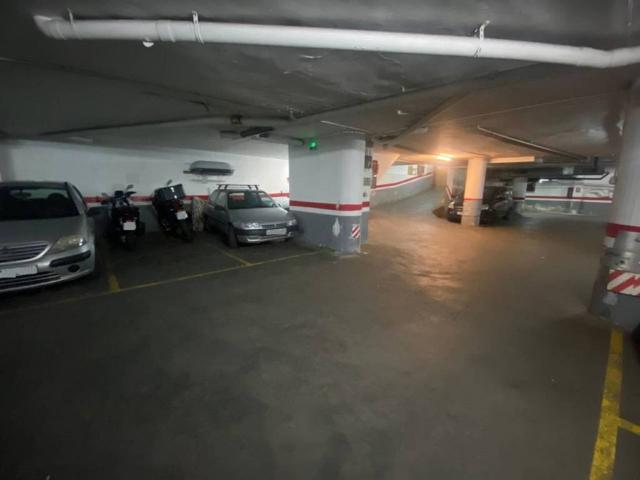 Local Comercial en venta en Cornellà De Llobregat
