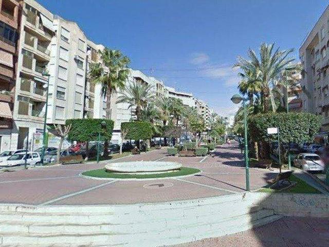 Local Comercial en venta en Crevillent