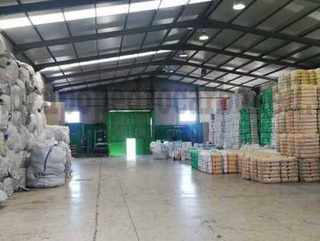 Local Comercial en venta en Crevillent