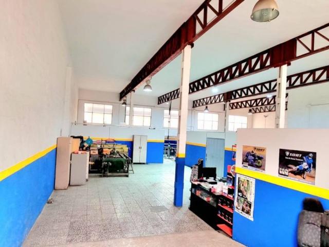 Local Comercial en venta en Crevillent