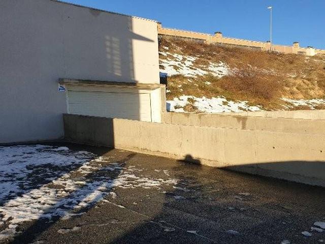 Local Comercial en venta en Urbanización Amelia, Zaragoza