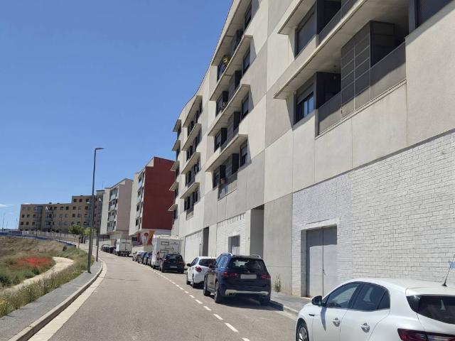 Local Comercial en venta en Urbanización Amelia, Zaragoza