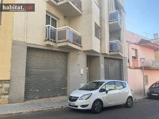 Local Comercial en venta en Cubelles