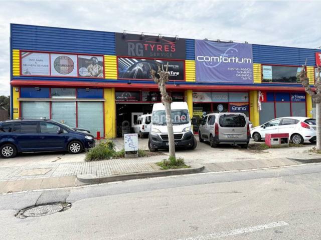 Local Comercial en venta en Cubelles