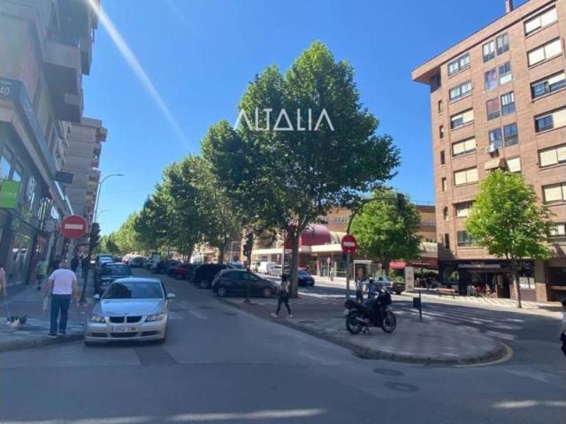 Local Comercial en venta en Cuenca, Centro