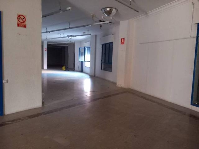 Local Comercial en venta en Cuenca