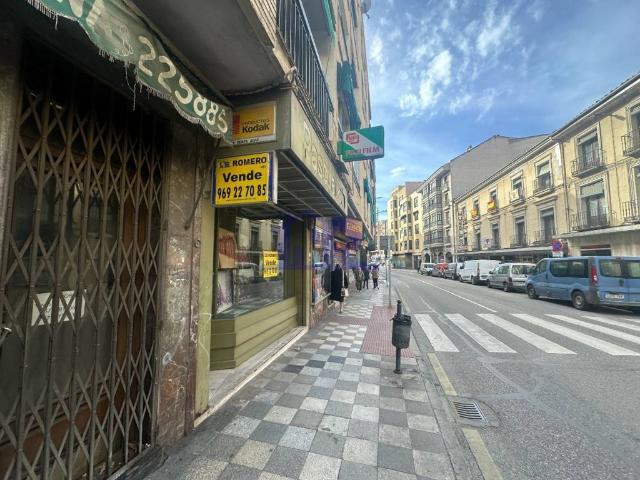 Local Comercial en venta en Cuenca, Castilla-La Mancha