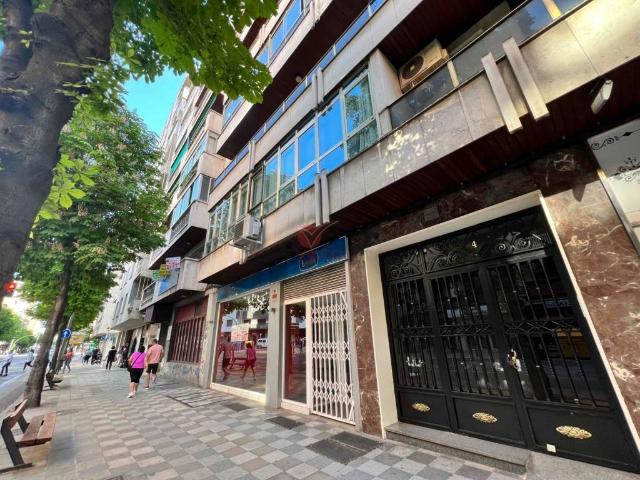 Local Comercial en venta en Cuenca, Centro
