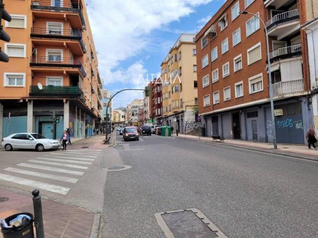 Local Comercial en venta en Cuenca, Centro