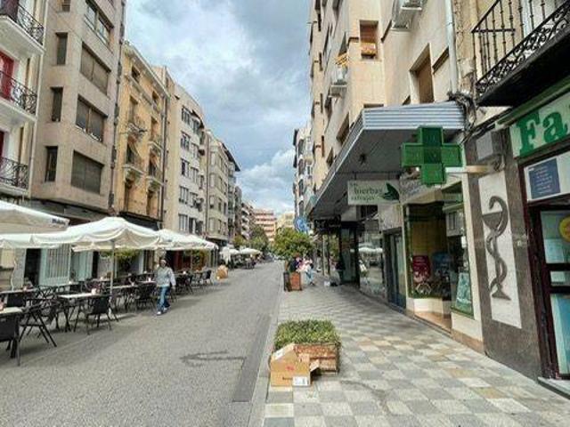 Local Comercial en venta en Cuenca