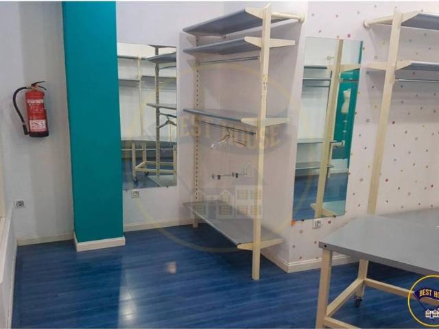 Local Comercial en venta en Cuenca