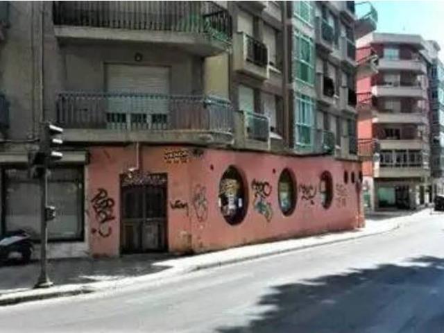 Local Comercial en venta en Cuenca, Castilla-La Mancha