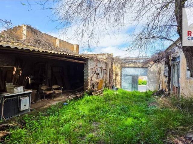 Local Comercial en venta en Comarca de Baza, Andalucía