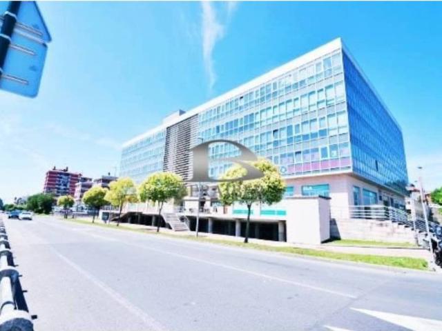 Local Comercial en venta en Derio, Guipúzcoa