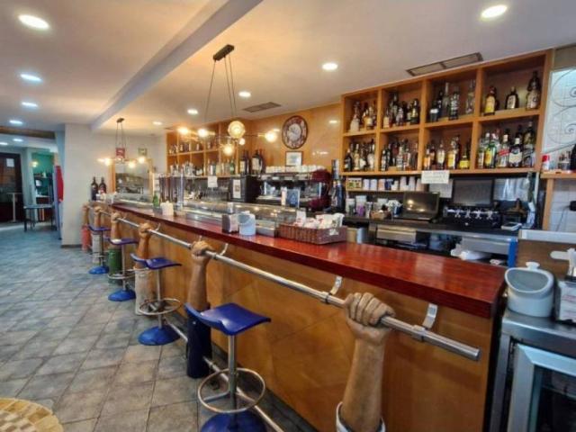 Local Comercial en venta en Derio, Guipúzcoa