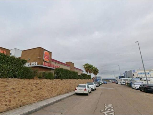 Local Comercial en venta en Don Benito, Badajoz