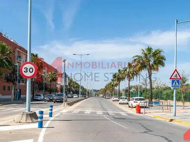 Local Comercial en venta en Arco Norte, Dos Hermanas