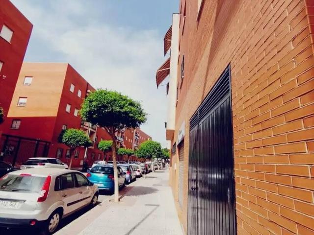 Local Comercial en venta en Dos Hermanas, Andalucía