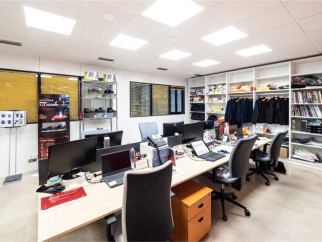 Local Comercial en venta en El Astillero, Cantabria