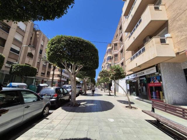 Local Comercial en venta en El Ejido, Andalucía
