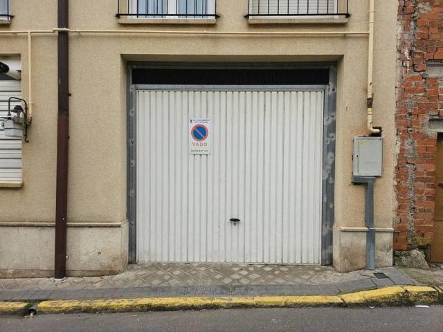 Local Comercial en venta en El Espinar, Castilla y León