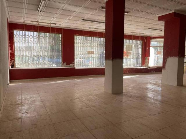 Local Comercial en venta en Las Trescientas, el Vinalopó Mitjà / El Vinalopó Medio