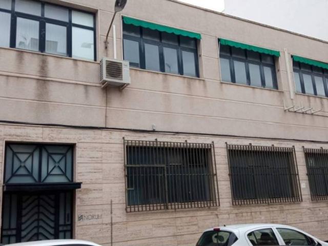 Local Comercial en venta en Barrio Las 300, el Vinalopó Mitjà / El Vinalopó Medio
