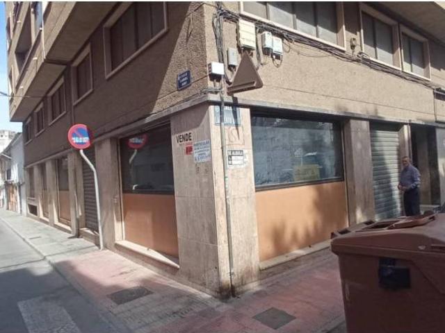 Local Comercial en venta en Casco Antiguo de Elda, el Vinalopó Mitjà / El Vinalopó Medio