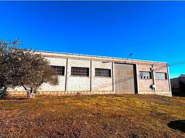 Local Comercial en venta en Entrena, La Rioja
