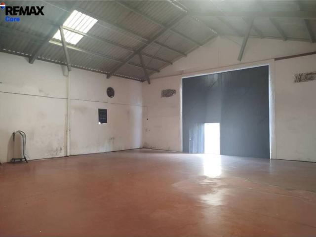 Local Comercial en venta en Esparragalejo, Extremadura