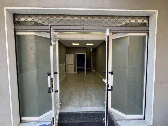 Local Comercial en venta en Barriada Islas Canarias, Costa del Sol Occidental