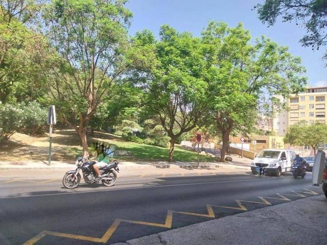 Local Comercial en venta en Estepona, Barriada Islas Canarias