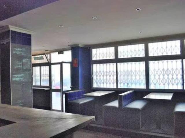 Local Comercial en venta en Barriada Islas Canarias, Costa del Sol Occidental