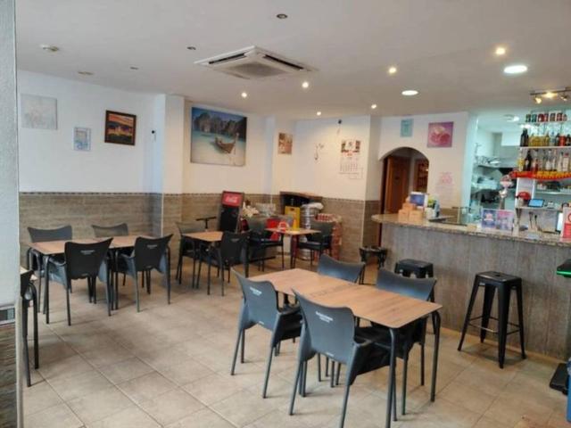 Local Comercial en venta en Estepona, Málaga