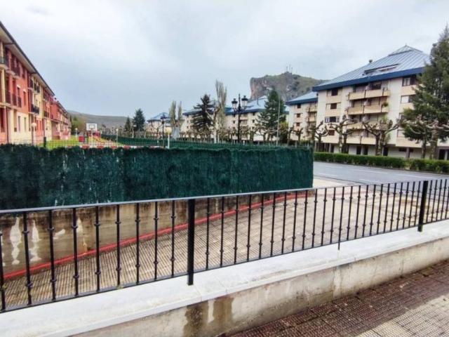 Local Comercial en venta en Ezcaray, La Rioja