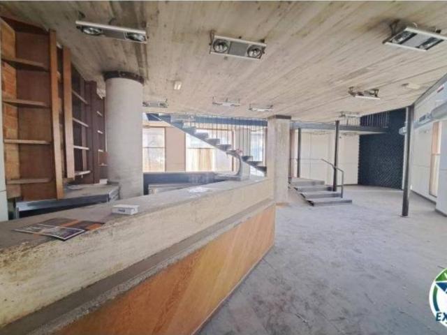 Local Comercial en venta en Figueres, Girona