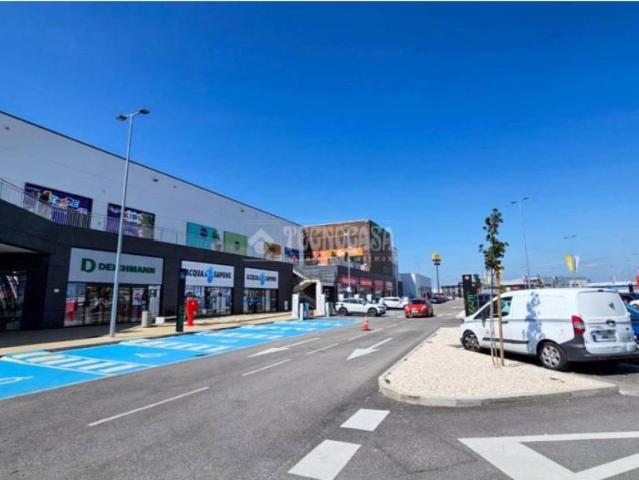 Local Comercial en venta en Fuenlabrada, Madrid