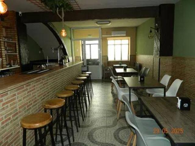 Local Comercial en venta en Fuentes De León, Extremadura